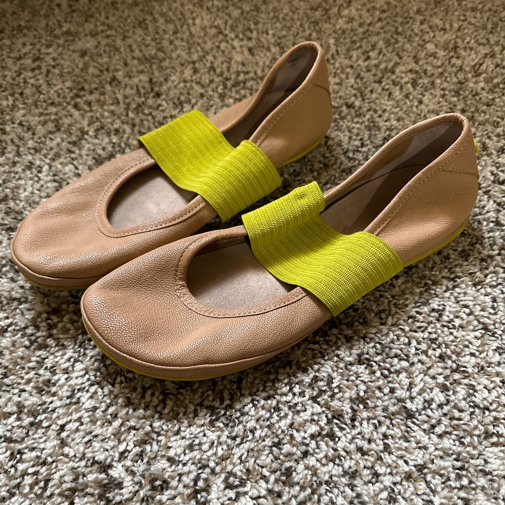 Camper Ballet Flats